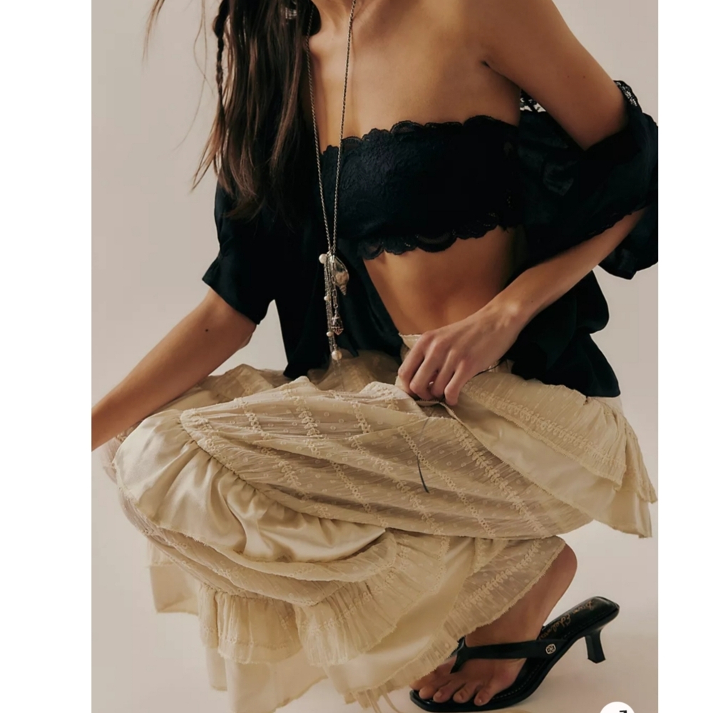 Free People Belle Ruffle Pants - Picture 3 of 9